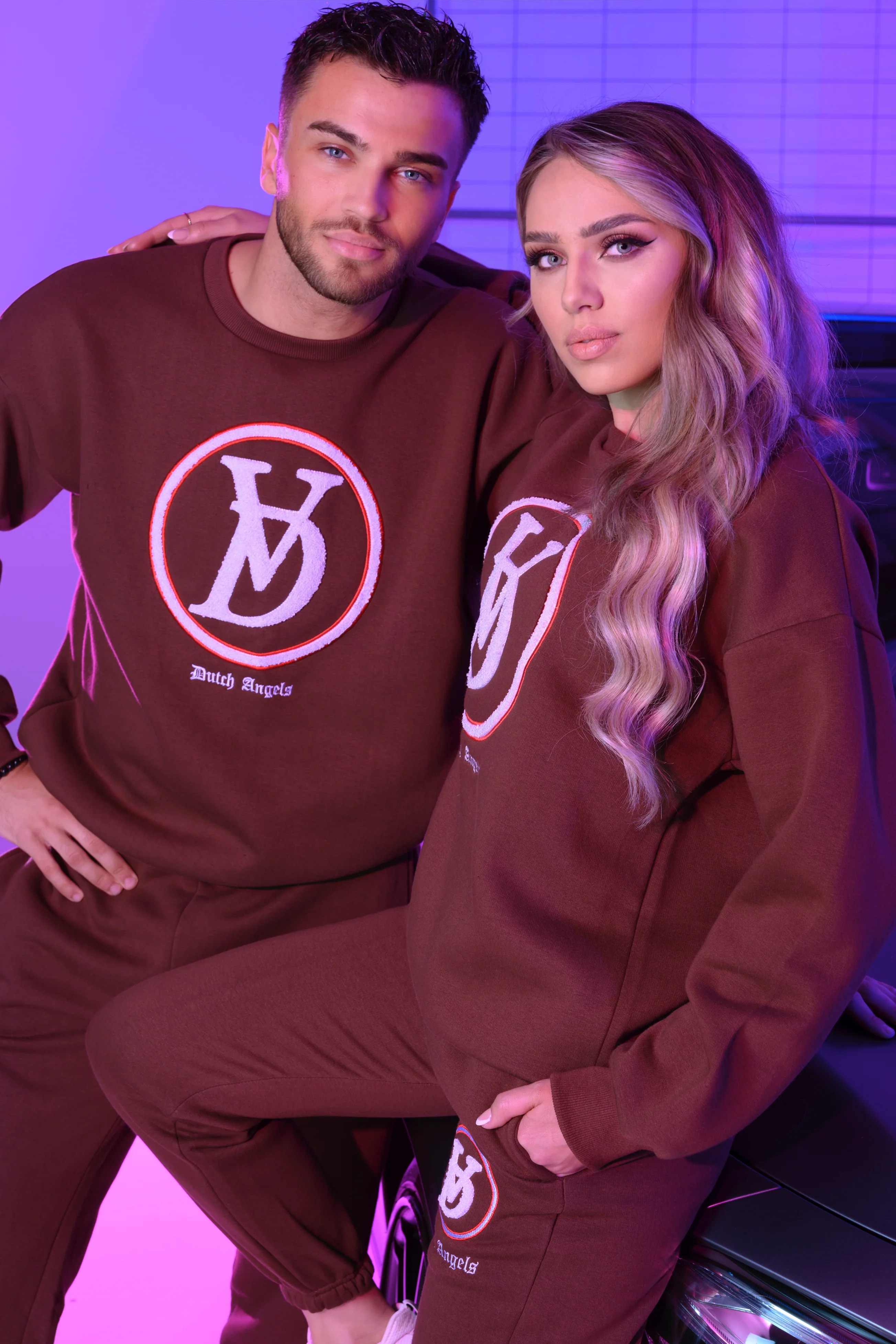 Dutch Angels Round Chenille Embroidery Brown Tracksuit - Image 9