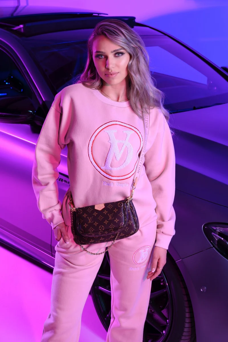 Dutch Angels Round Chenille Embroidery Pink Tracksuit - Image 3